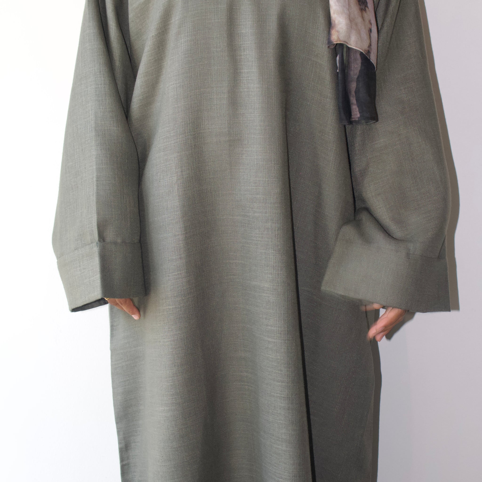 dark sage oversized linen abaya