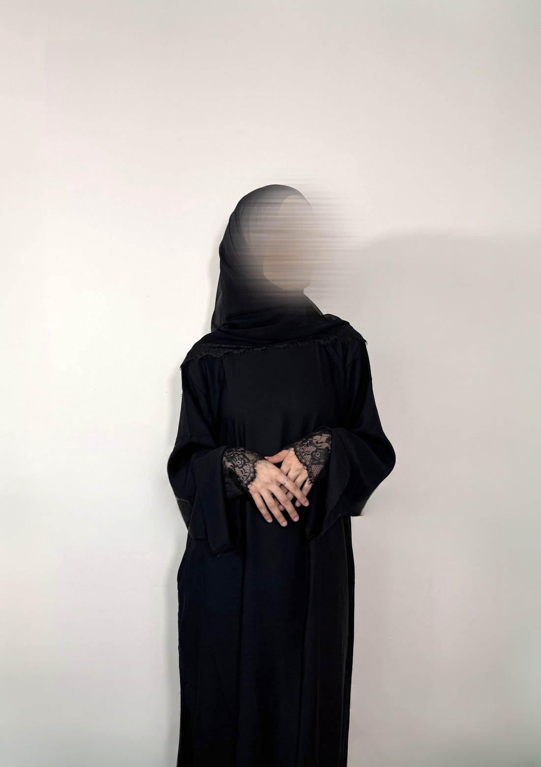 onyx lace closed abaya
